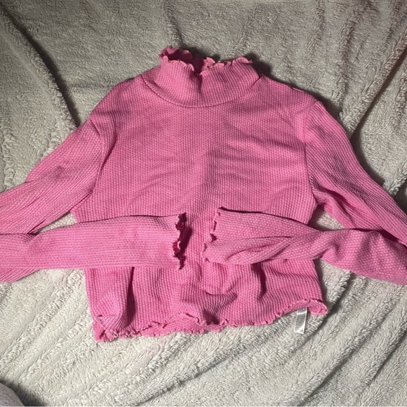 Out from under baby pink mock neck / turtle neck long sleeve crop top - Picture 1 of 3